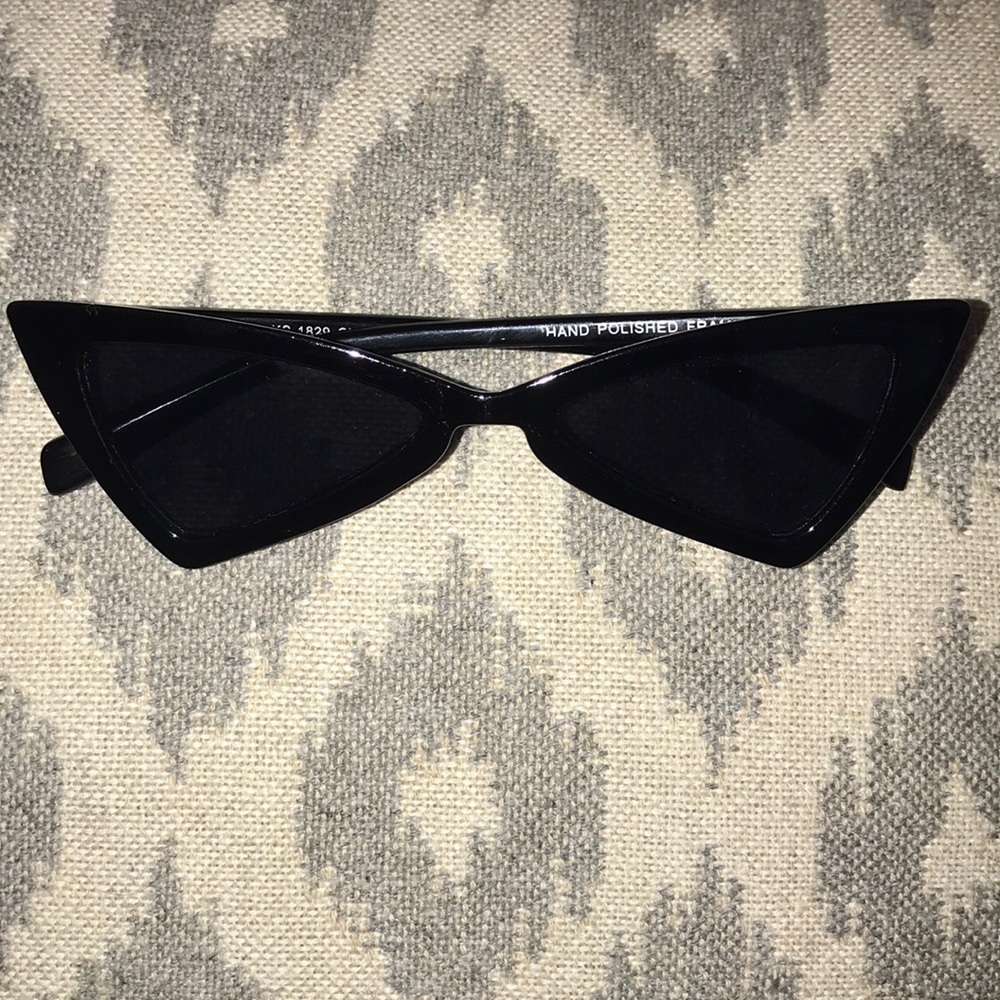 Black cat eye sunglasses